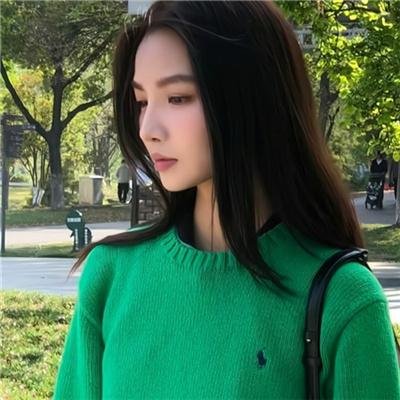 迷雾中的她